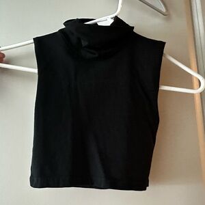 Cropped mock neck tank top